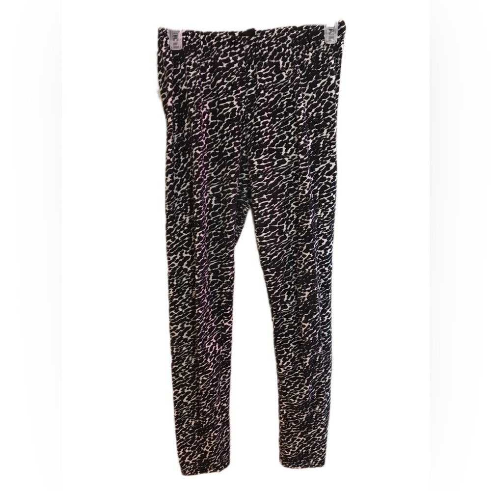 Adults Black and White Patterned Leggings